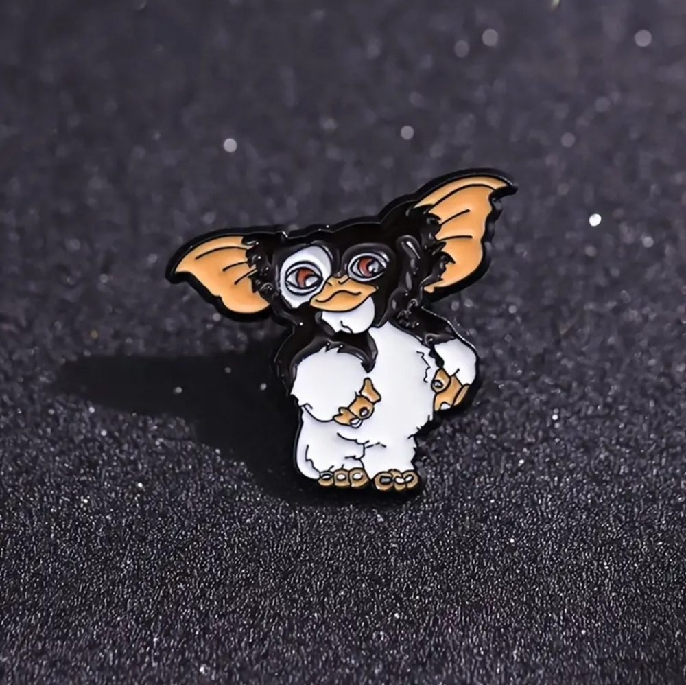 Gremlins Gizmo Pin - Picture 2 of 6